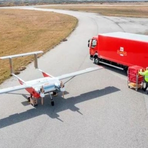 英國郵政測試無人機(jī)送件 未來承擔(dān)偏遠(yuǎn)島嶼快遞運(yùn)輸任務(wù)