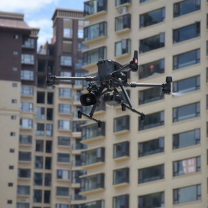 蒙自無人機(jī)“硬核”喊話！快去打疫苗！