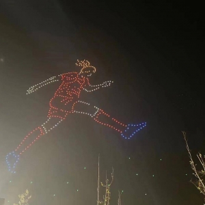 蘇州上空，1000架無(wú)人機(jī)致謝女足姑娘：“辛苦了”!